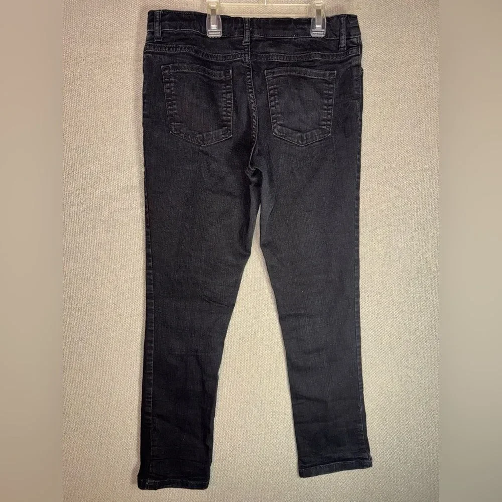 The children’s PLACE size 12 plus super skinny Black distressed Skinny Jeans